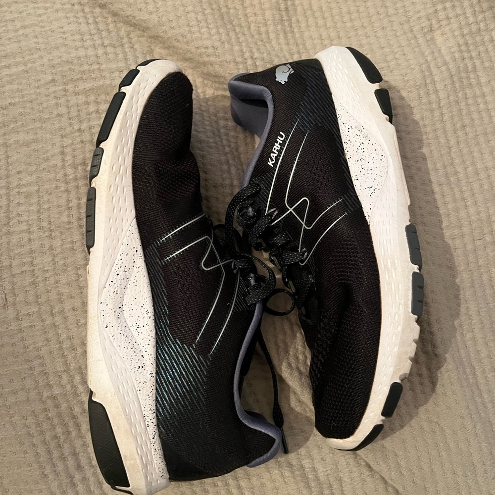 Karhu Ortix size 9